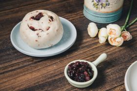 鮮奶蔓越莓饅頭 ⊕ 有若【酸甜人氣】